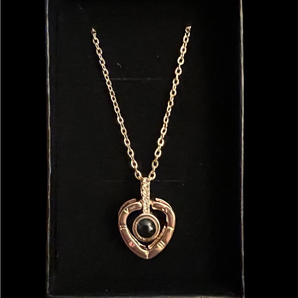 Rose Gold Heart I love you in 1000 languages Pendant Necklace NWT